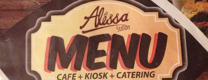 Alissa Station Cafe is one of Tempat yang Disukai ꌅꁲꉣꂑꌚꁴꁲ꒒.