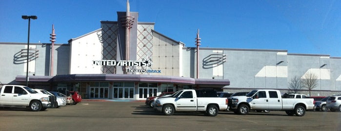 Regal UA Amarillo Star IMAX & RPX is one of สถานที่ที่ Gregory ถูกใจ.