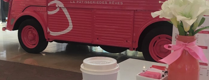 La Pâtisserie des Rêves is one of Must try !.
