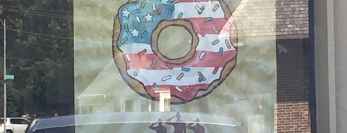 Ridgewood Donuts and Bakery is one of 11201 Independence.