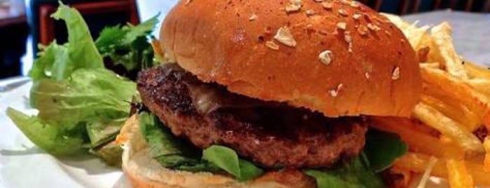 GOODS BURGER • is one of Orte, die Mario gefallen.