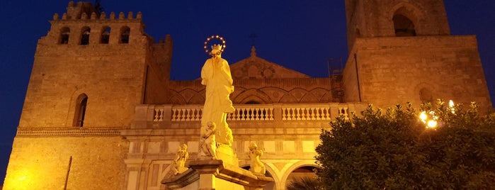 Piazza Gugliemo II is one of Bernard'ın Beğendiği Mekanlar.