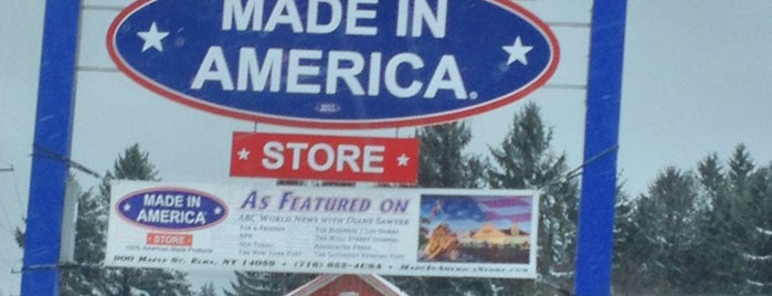 Made In America Store is one of Lugares favoritos de Erin.