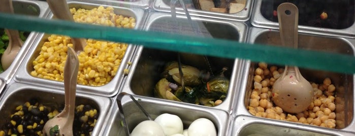 Just Salad is one of natsumi'nin Beğendiği Mekanlar.