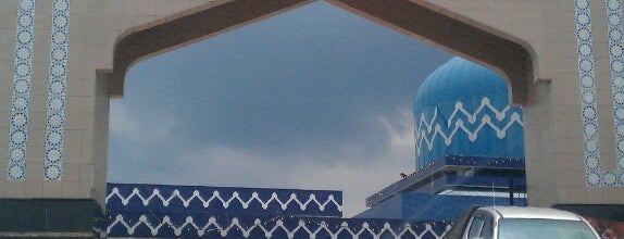 Masjid Asyifa' Bandar Penawar is one of Desaru Car Rental.
