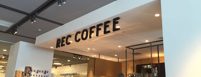 REC COFFEE is one of 福岡県.