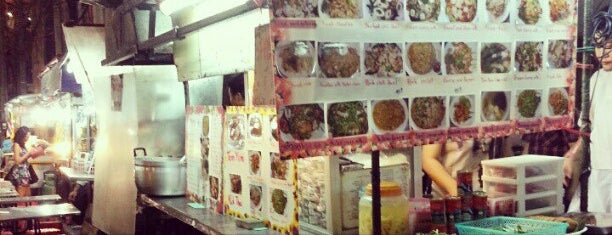Night Food Stall Street is one of Bang bang bangkok.