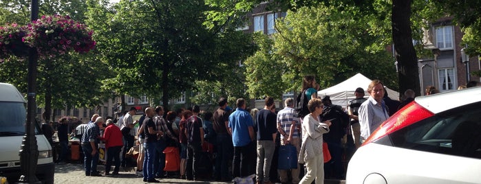 Vrijdagmarkt is one of Antwerp - yet to try.