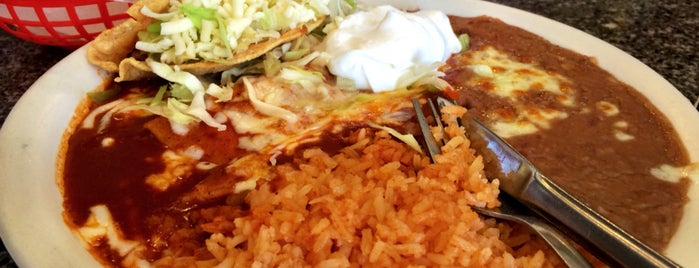 Tacos Jalisco is one of Tempat yang Disukai John.