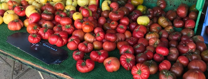 Tustin Farmers Market is one of CA Spots 2.