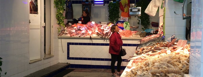 Mercado de Abastos Tarifa is one of Tanger-Tarifa.
