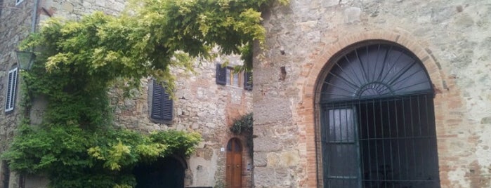 Castello Di Fonterutoli is one of Tuscany.