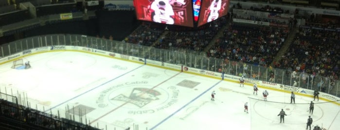 Charlotte Checkers Hockey Game is one of Lugares favoritos de Ger.