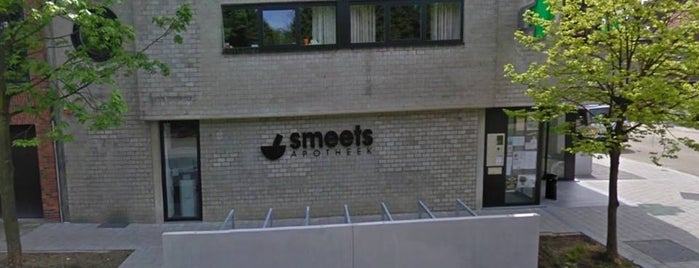 Apotheek Smeets is one of สถานที่ที่ Elke ถูกใจ.