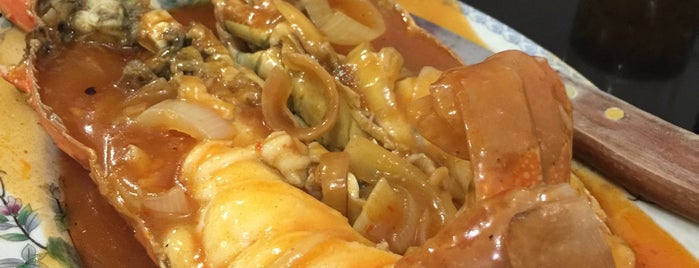 Warung Makan Seafood MEKAR is one of Gondel : понравившиеся места.