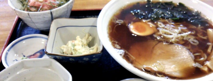 らーめん むじな屋 is one of 飲食店(麺類).