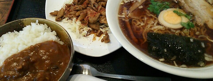 加仁家麺房 is one of 飲食店(麺類).