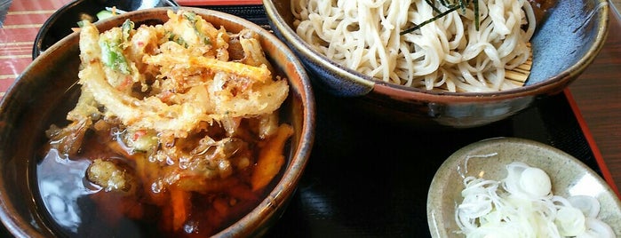 お食事処 平成 is one of 飲食店(麺類).
