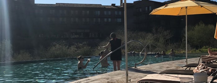 Dove Mountain Pool is one of Bobさんのお気に入りスポット.