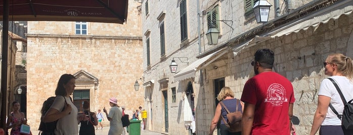 Restaurante Klarisa is one of Dubrovnik.
