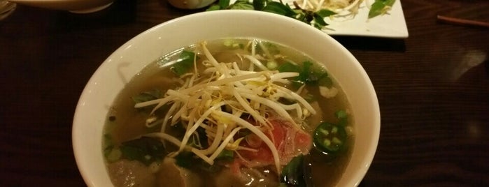 House of Pho is one of Lugares favoritos de Bruce.