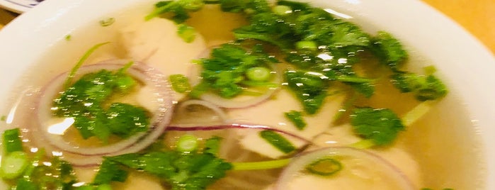 Pho 21 is one of ESTHER 님이 좋아한 장소.