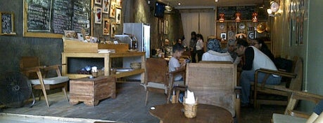 Broti (Brood en Thee) is one of The COFFEE Shops & TEA Rooms ~.