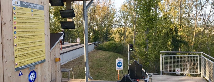 Natur-Bobbahn Berlin is one of Katie'nin Beğendiği Mekanlar.