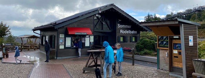 Sommerrodelbahn is one of Survivalsauerland.