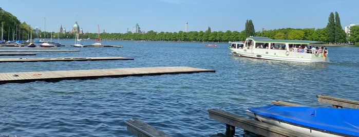 Maschsee is one of Hannover.