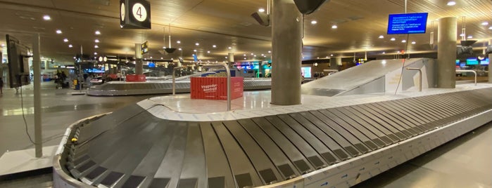 Baggage Claim is one of Airport Venues.