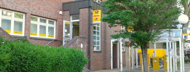 Deutsche Post is one of Tempat yang Disukai Jana.