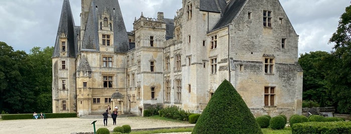Chateau de Fontaine-Henry is one of Besuchen Frankreich.