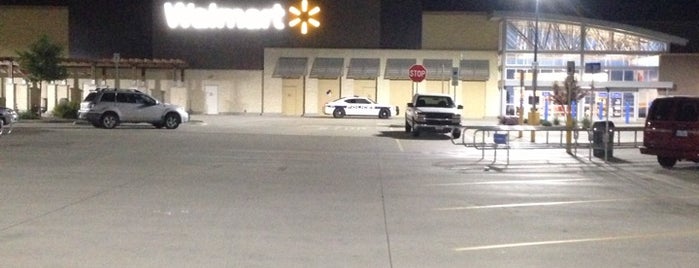 Walmart Supercenter is one of Shane : понравившиеся места.