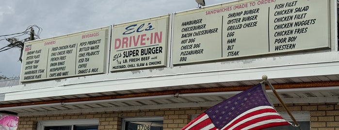 El's Drive-In is one of beach food.