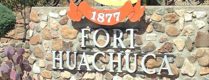 Fort Huachuca Main Gate is one of สถานที่ที่ Hannah ถูกใจ.