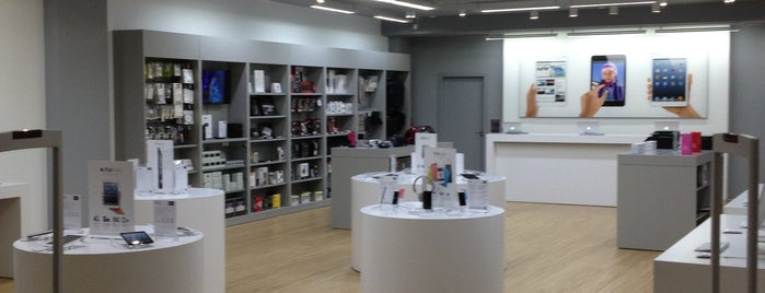 iStore is one of Lojas.