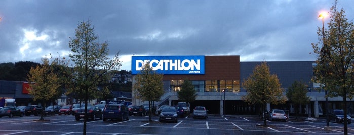 Decathlon is one of Posti che sono piaciuti a Jesse.