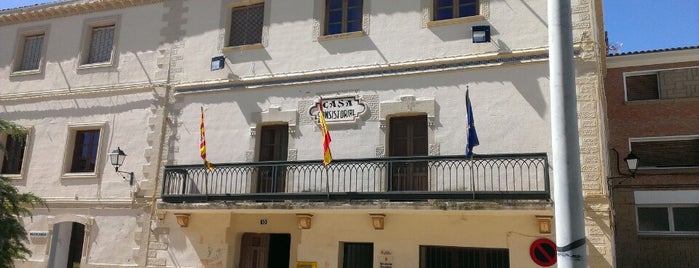Ayuntamiento is one of Municipios de Cinco Villas.