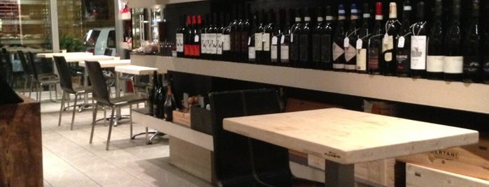 Enoteca Zero 7 is one of Verona & Veneto's yummy places.