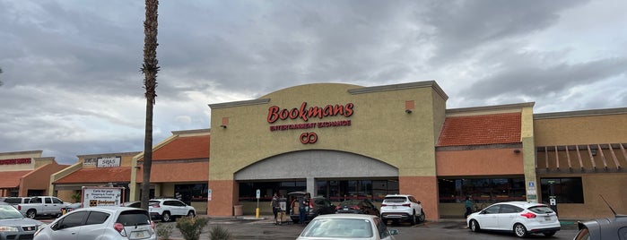 Bookmans is one of FAVE.
