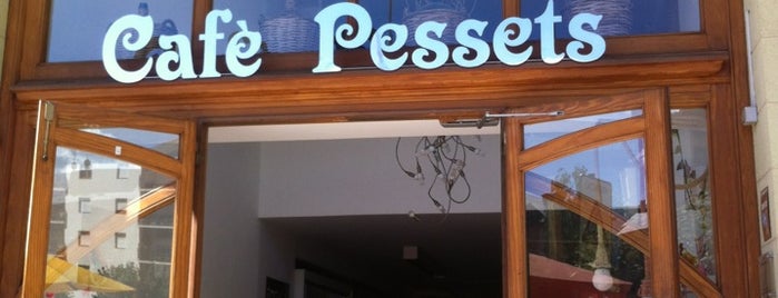 Cafe Pessets is one of Comida/cena.