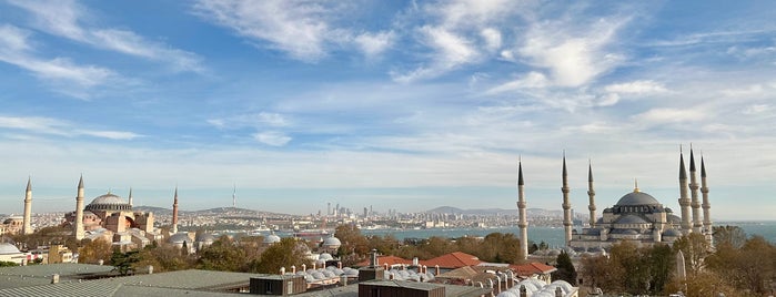 Hotel Arcadia Blue Istanbul is one of Yeniler.