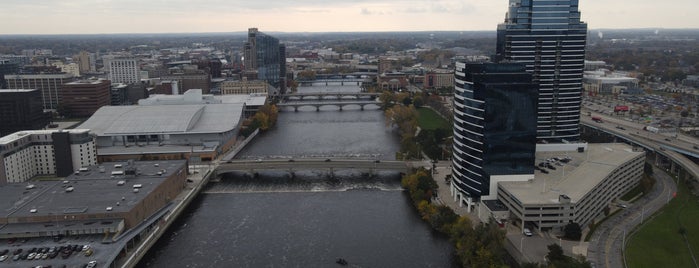 Grand Rapids, MI is one of 🌃Every US (& PR) Place With Over 100,000 People🌇.