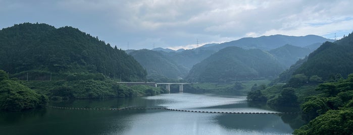 初瀬ダム is one of ダムカードを配布しているダム（西日本編）.