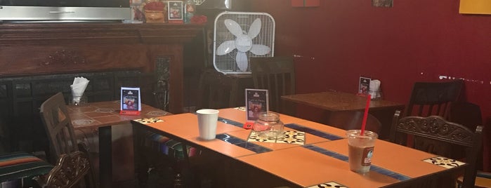 Tres Leches Cafe on Roosevelt is one of Posti che sono piaciuti a Katrina.