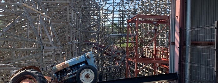 Twisted Timbers is one of Andrew : понравившиеся места.
