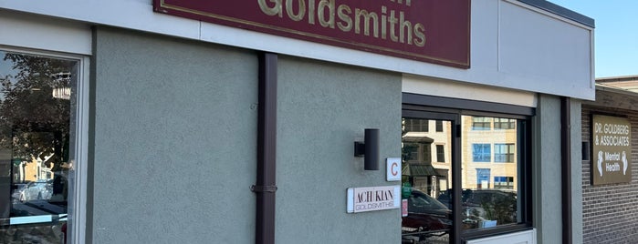 Achikian Goldsmiths is one of Services.