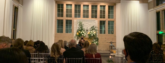 Hidden Pines Chapel is one of Walters Wedding Venues.