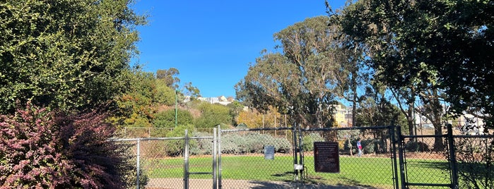 St. Mary's Park Dog Run is one of DOG FRIENDLY SF.